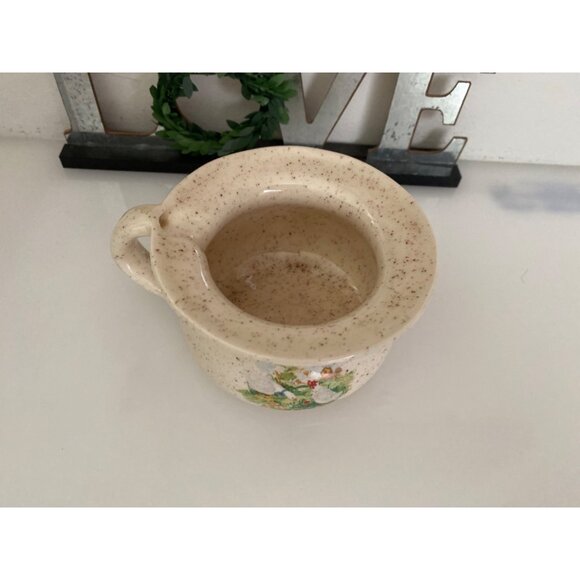 Vintage Stoneware Handled Child' s Camber‎ Pot with Geese Motif - Picture 5 of 16